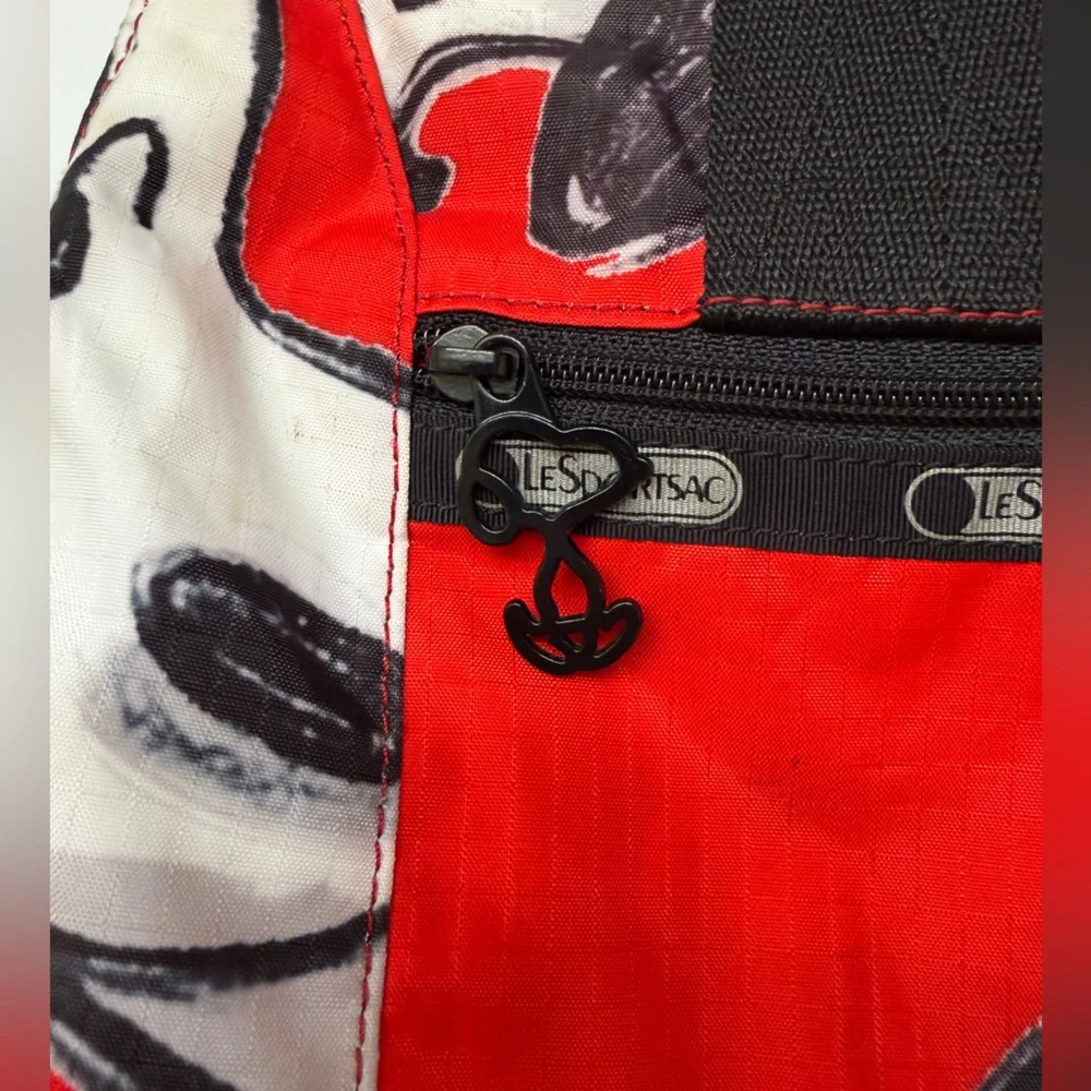 Lesportsac Peanuts Bag pack Snoopy, Red - Picture 4 of 7